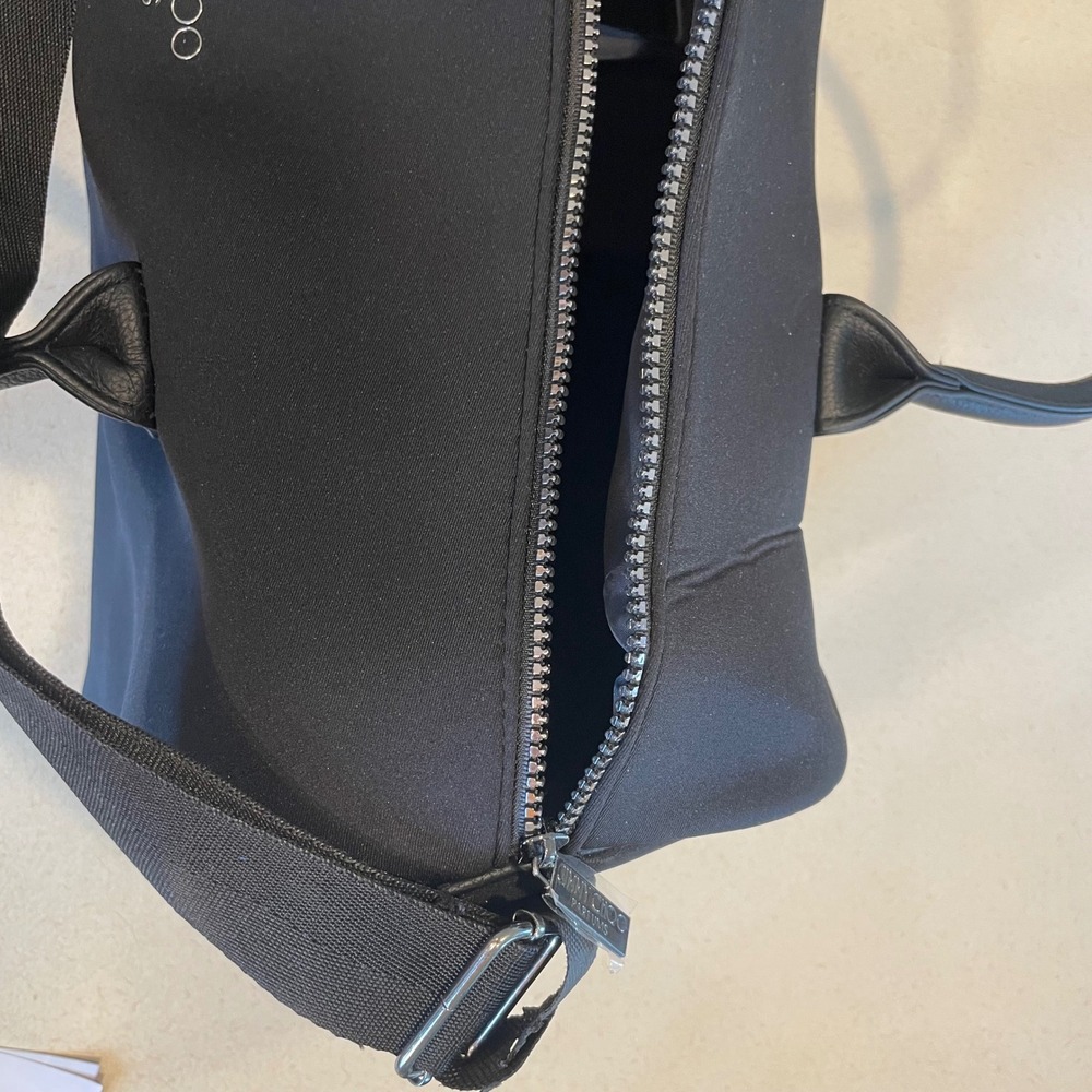 Jimmy Choo Parfums Tote Bag Black Neoprene Travel Weekend Gym Carry-On - Picture 10 of 16